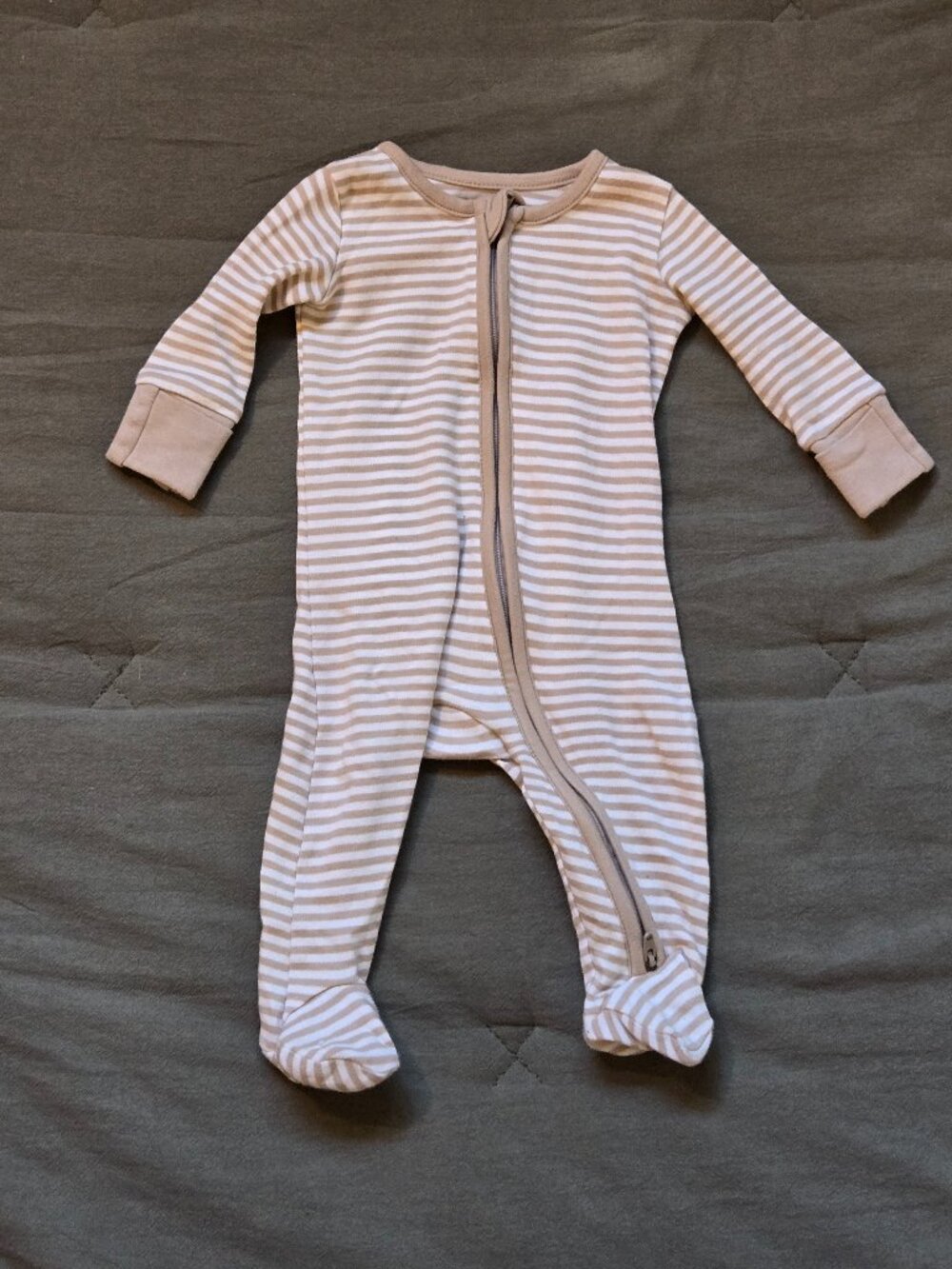 Baby clothing